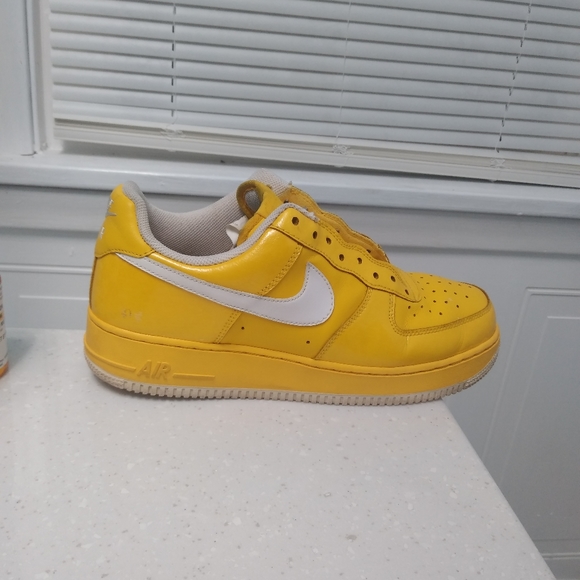 bright yellow air force 1